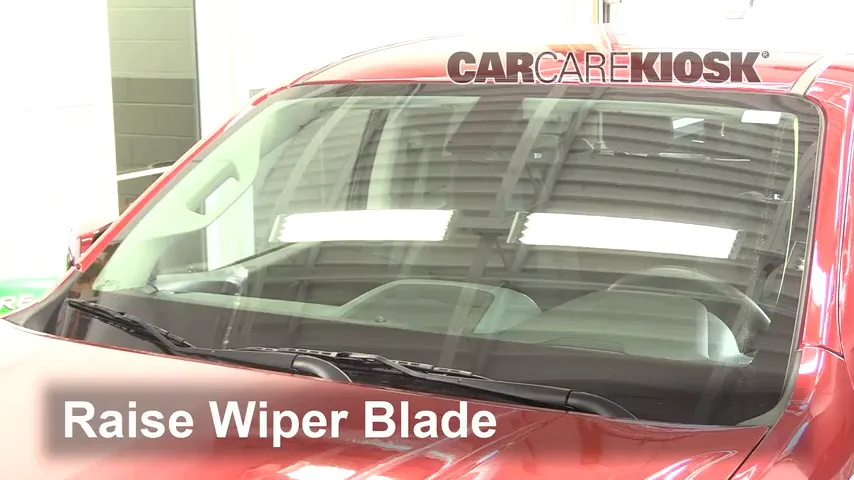2019 Chevrolet Colorado Z71 2.8L 4 Cyl. Turbo Diesel Crew Cab Pickup Windshield Wiper Blade (Front) Replace Wiper Blades